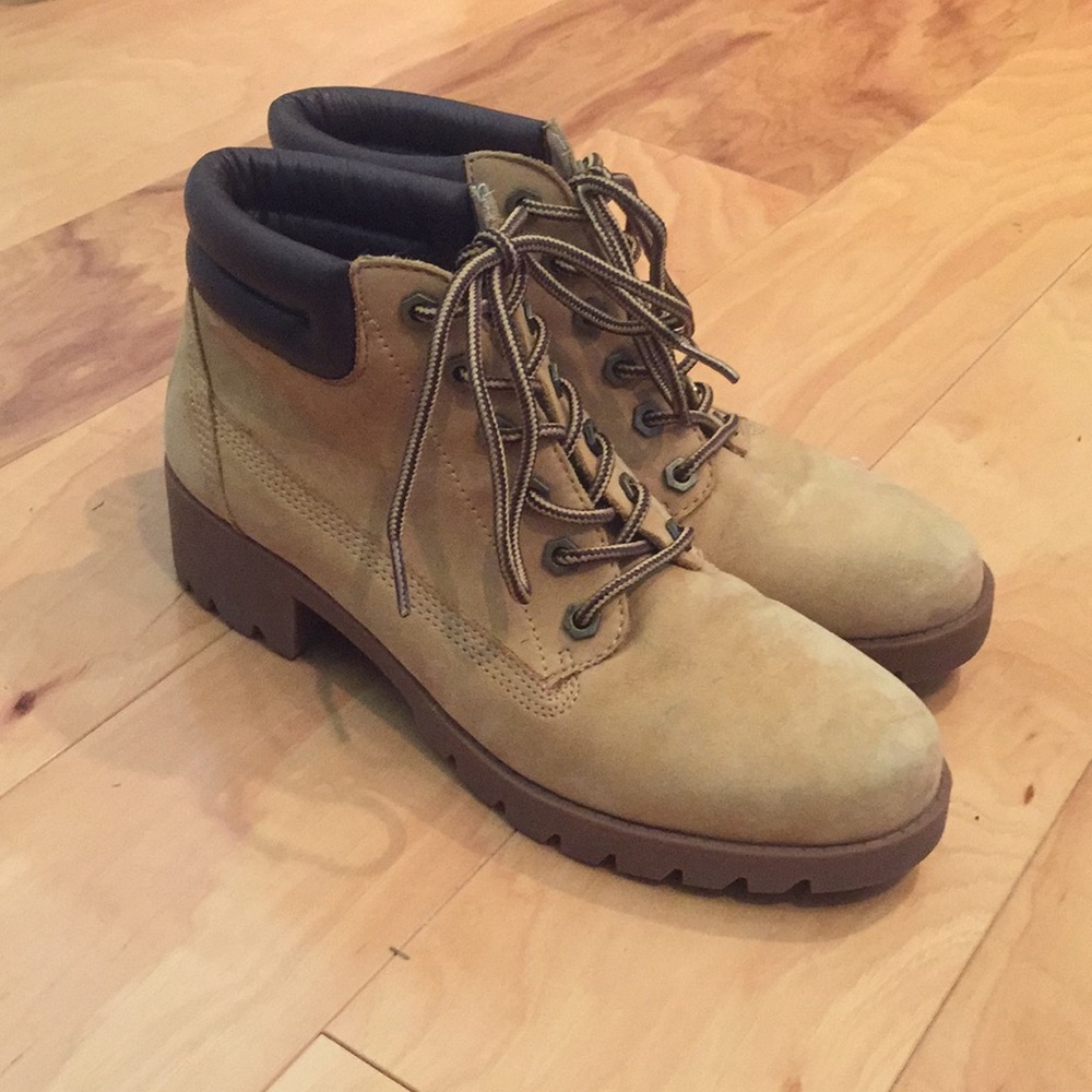 Worn twice Aldo boots